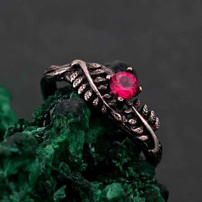 Ruby Fern Branchlet Ring: Whispering Fern Design