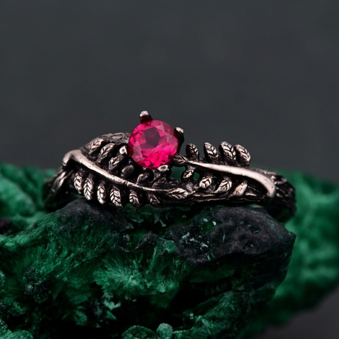 Ruby Fern Branchlet Ring: Whispering Fern Design