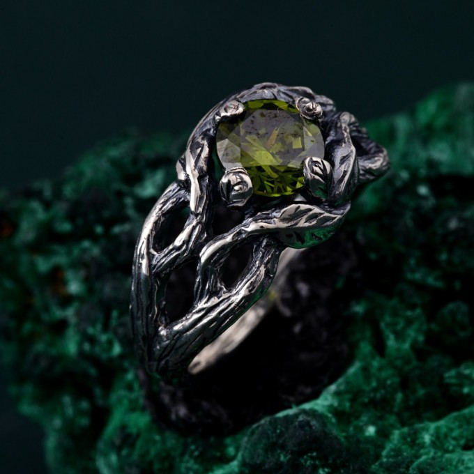 Nature's Finest Silver Leaf Elegance Ring