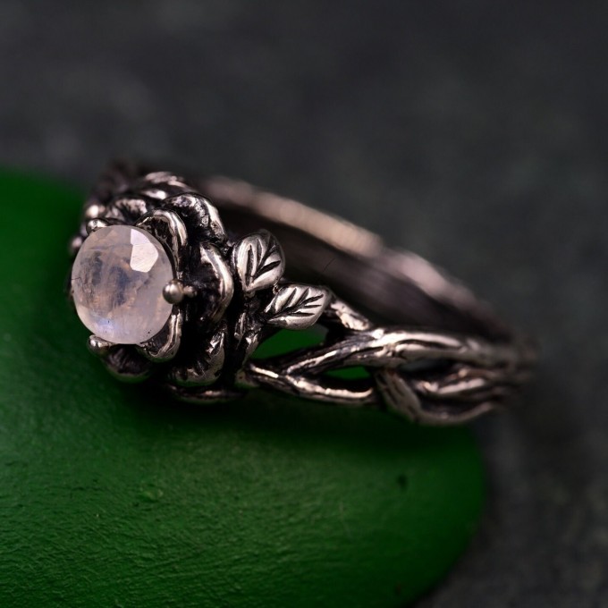 Gothic Sterling Silver Ring with Moonstone: A Celestial Dream