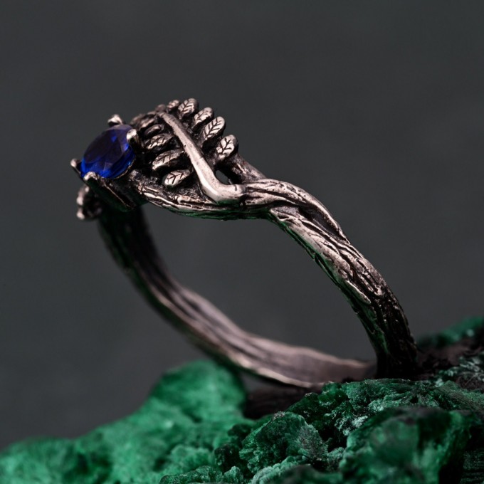 Sapphire Fern Branchlet Ring: Whispering Fern Design