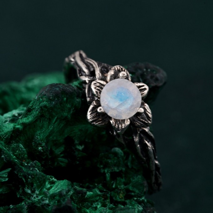 Woodland Whispers Ring – Enchanted Forest Amethyst Ring, Whimsical Vine and Blossom Twig Design, Unique Nature-Inspired Ring