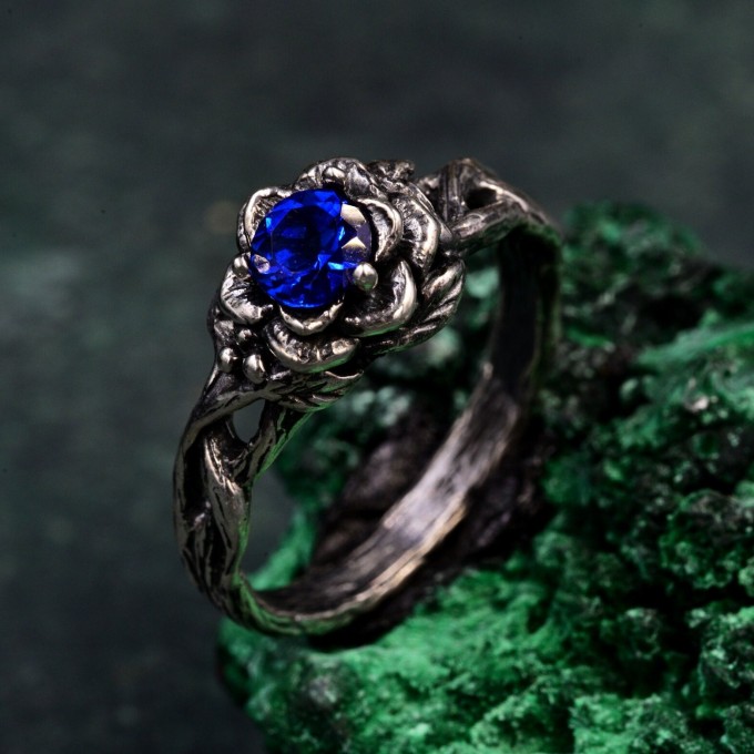 Leaf Embrace Sapphire Ring – Artistic Sterling Silver Botanical Engagement JewelryLeaf Embrace Sapphire Ring – Artistic Sterling Silver Botanical Engagement Jewelry