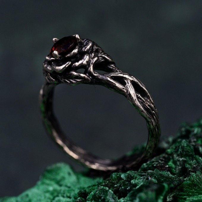 Lotus Elegance Silver Band – Unique Artisan Crafted Floral Ring for Him & Her