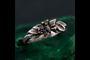 Nature-Inspired Peridot Silver Engagement Ring, Peridot Twig Engagement Ring in Sterling Silver, Unique Ring with Butterfly