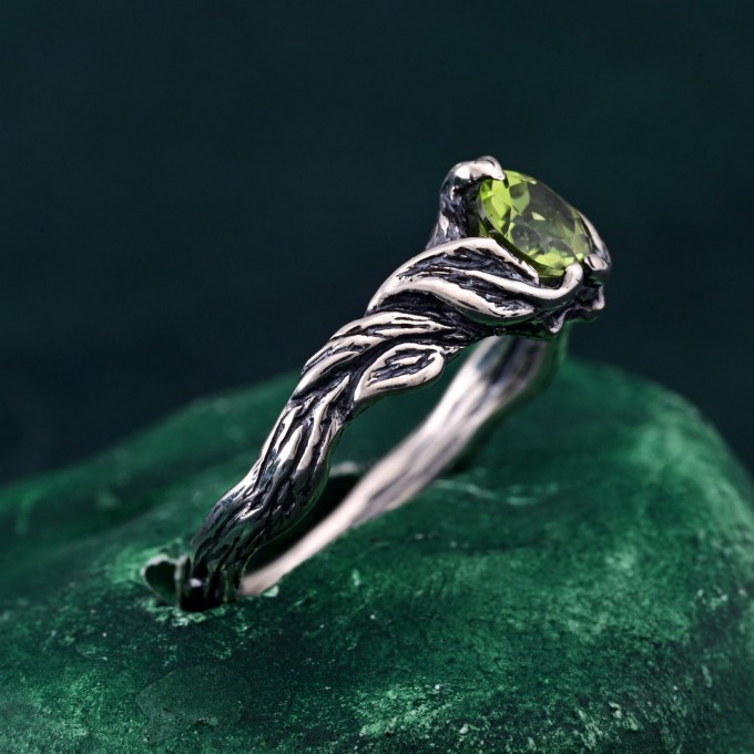 Rustic Elegance Twig Ring: Nature's Embrace and Woodland Promise Design