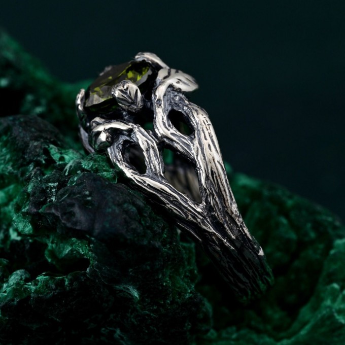 Nature's Finest Silver Leaf Elegance Ring
