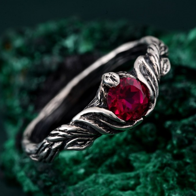 Gothic Silver Ring with Ruby and Leaf Motif