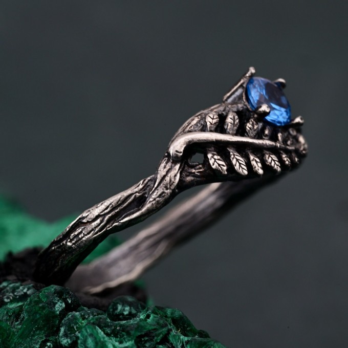 Topaz Fern Branchlet Ring – Whispering Fern Ring, Twig and Fern Ring, Woodland Fern Band, Graceful Frond Ring