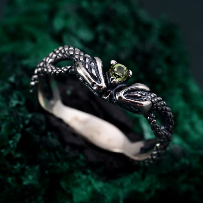 Serpentine Embrace Ring: Unique Twisted and Entwined Snake Band