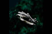 Handcrafted Sterling Silver Twig Ring, Elegant Nature-Inspired Branch Band, Unique Wavy Forest Ring