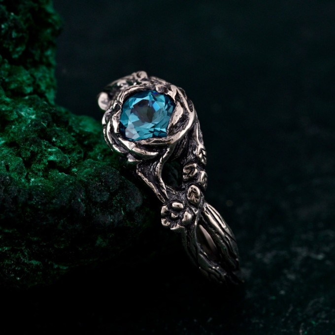 Handcrafted 925 Silver Topaz Ring – Minimalist Gemstone Jewelry for Women