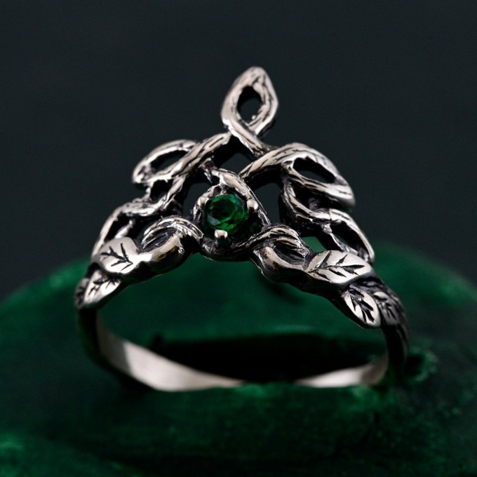 Unique Fairy Wedding Ring – Features a Beautiful Branch and Knot Design, Perfect as a Unique Wedding Band