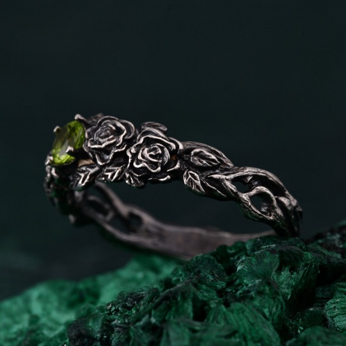 Peridot Blossom Silver Ring