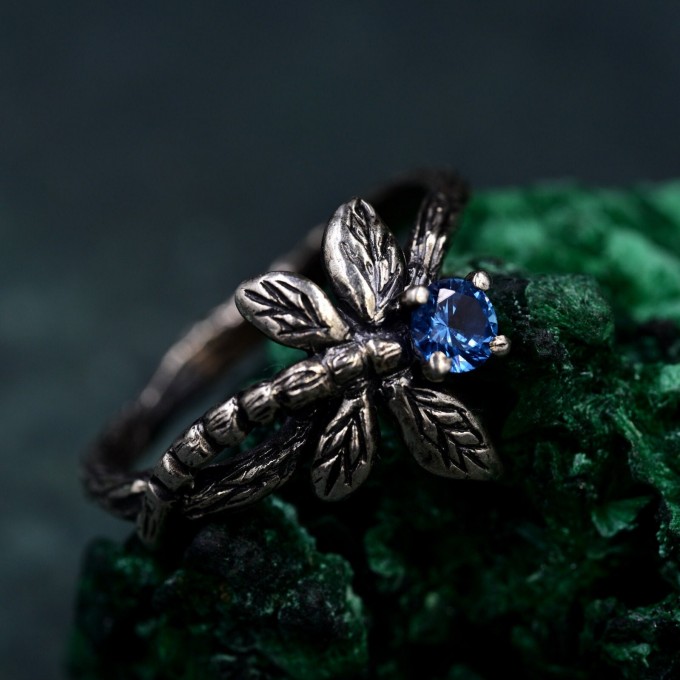 Whispers of the Night: Gothic Dragonfly Ring