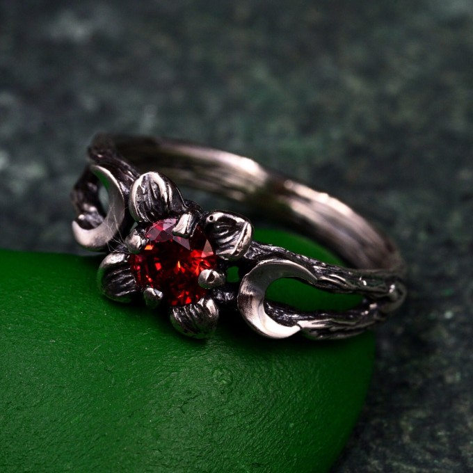 Gothic Silver Ring with Garnet and Moon Phases Design