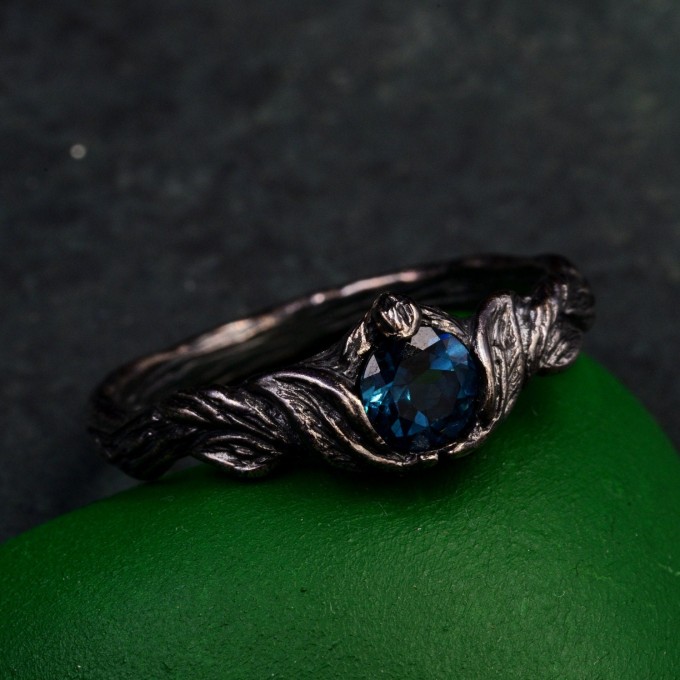 Gothic Noir Sterling Silver Ring - Mystical Darkness Design