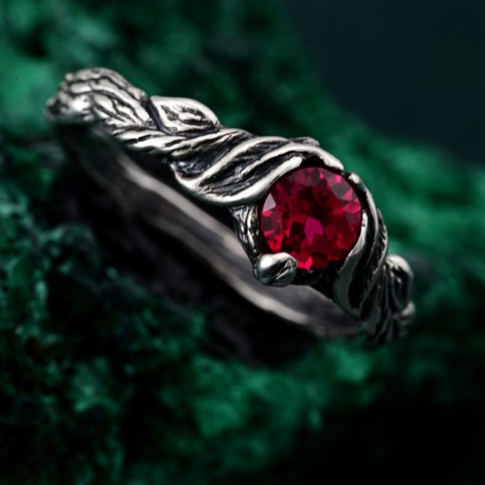 Gothic Silver Ring with Ruby and Leaf Motif