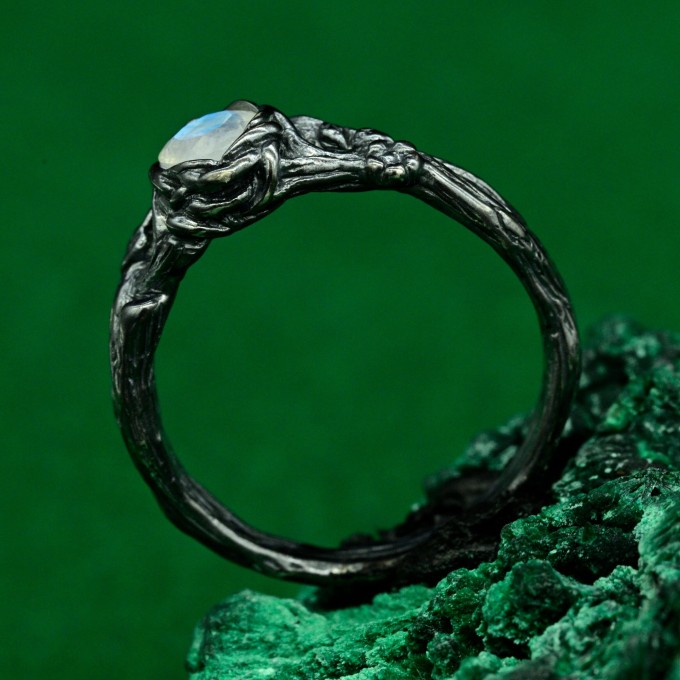 Moonstone Floral Tree Branch Ring - Nature Pattern Band and Silver Moonstone Fairy Twig Design