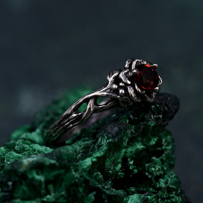 Lotus Blossom Silver Ring – Elegant Harmony Symbol for Him & Her