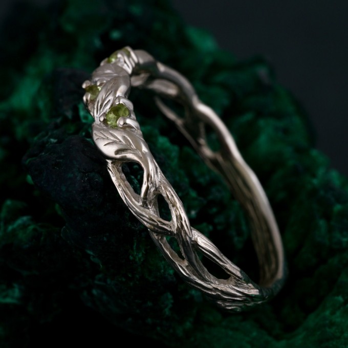 Enchanted Forest Peridot Ring - Elven Leaf Engagement Ring