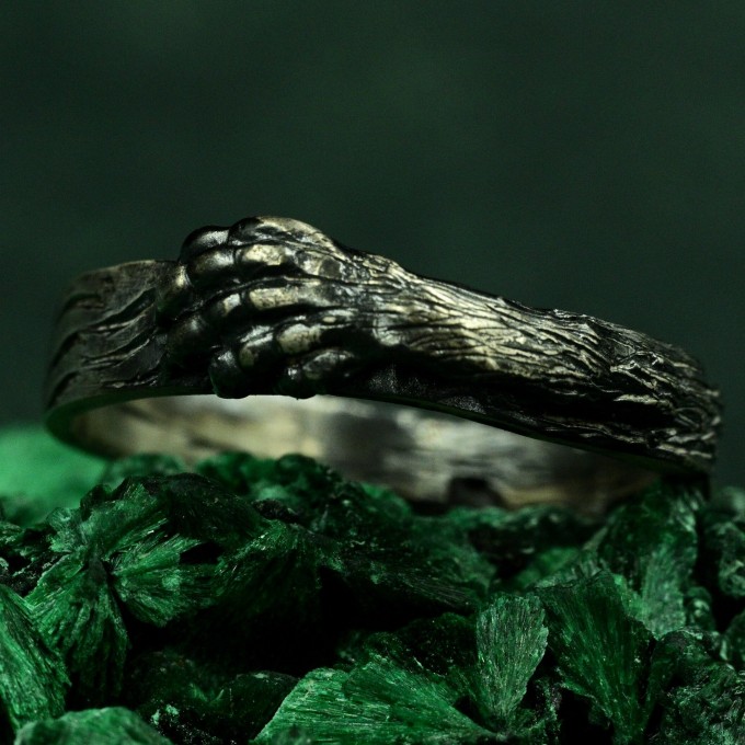Sterling Silver Lion's Paw Ring – Lion's Power Viking Ring, Majestic Lions' Embrace Ring, Regal Mane Lion Lovers Gift Ring, Gift for Her