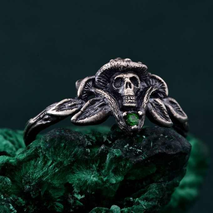 Forest Shadows: Sterling Silver Skull Ring