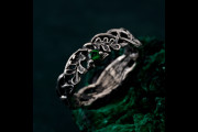 Oak Leaf and Emerald Silver Ring, Emerald Oak Leaf Silver Ring, Sterling Silver Leaf with Emerald, Silver Oak Ring, Silver Oak Leaf Band