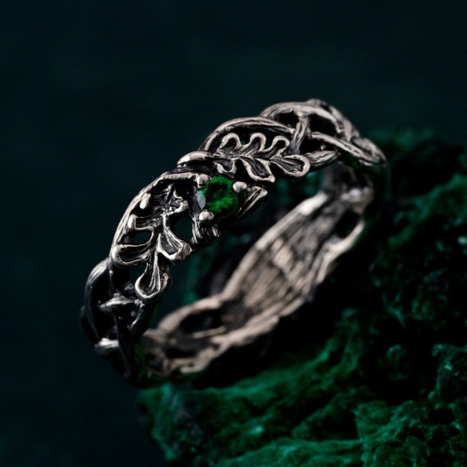 Emerald Oak Leaf Silver Ring