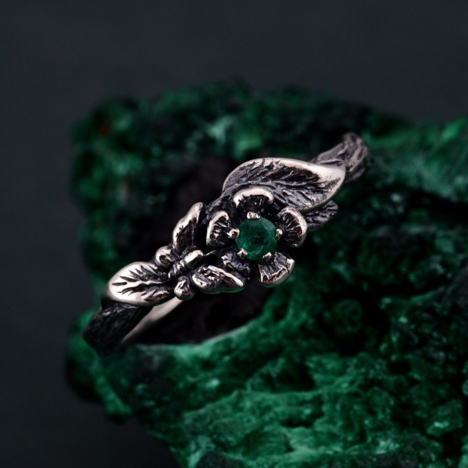 Elegant Silver Butterfly Ring – Violet Butterfly Design, Nature-Inspired Jewelry