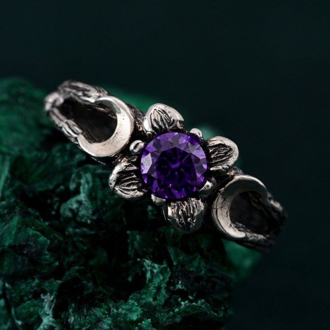 Floral Triple Moon Goddess Ring in Silver