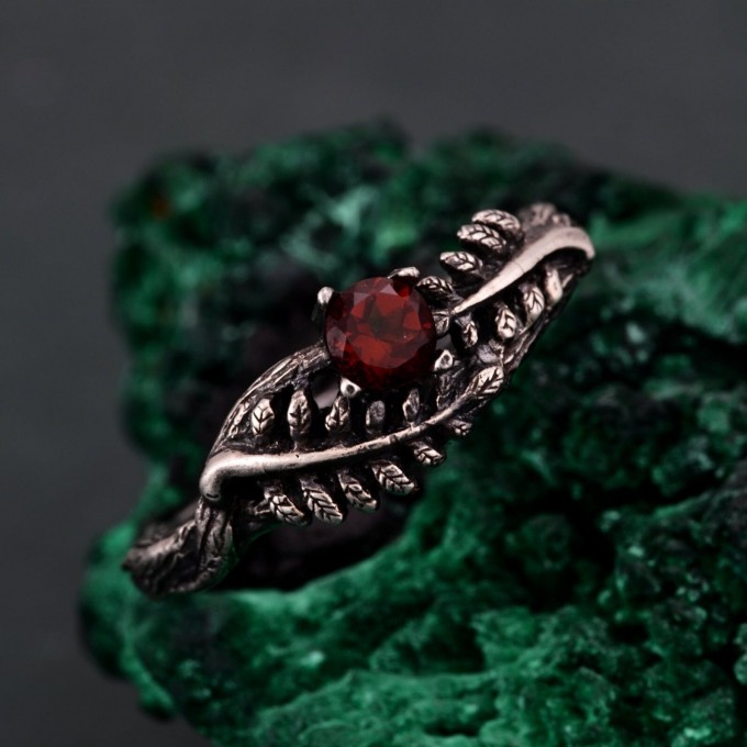 Garnet Fern Branchlet Ring - Woodland Fern Band with Graceful Frond Design