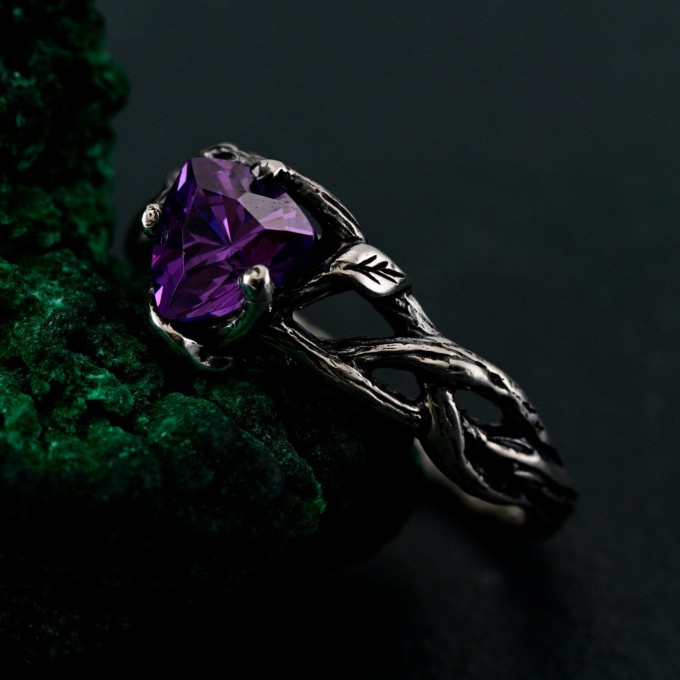 Unique Amethyst Silver Ring – Twisted Branch Design, Nature-Inspired, Handcrafted Elegant Jewelry for Her