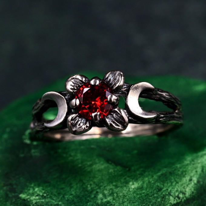 Celestial Silver Moon Ring – Mystic Garnet Lunar Ring, Triple Moon Goddess Ring, Silver Moon Trio, Crescent Goddess Ring, Engagement Ring