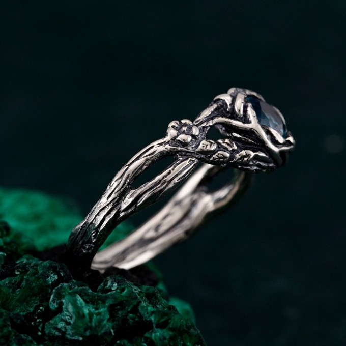 Handcrafted 925 Silver Topaz Ring – Minimalist Gemstone Jewelry for Women