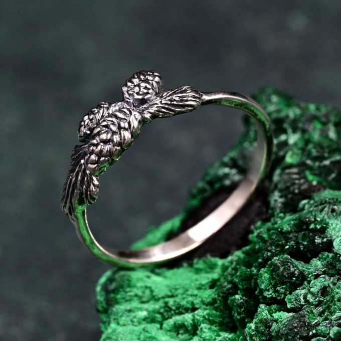 Unique Silver Twig Ring – Nature-Inspired Design, Perfect Christmas Jewelry for Women