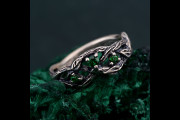 Twisted Branch Silver Ring, Elegant Daily Emerald Jewelry, Nature Texture Emerald Ring, Silver Celtic Vine Design for Couples