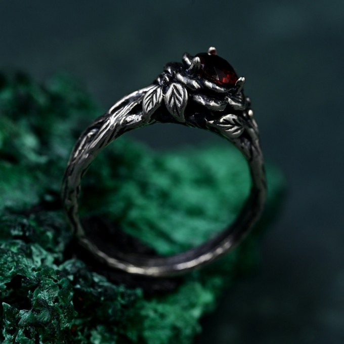 Lotus Blossom Silver Ring – Elegant Harmony Symbol for Him & Her