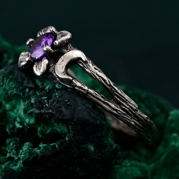 Floral Triple Moon Goddess Ring in Silver