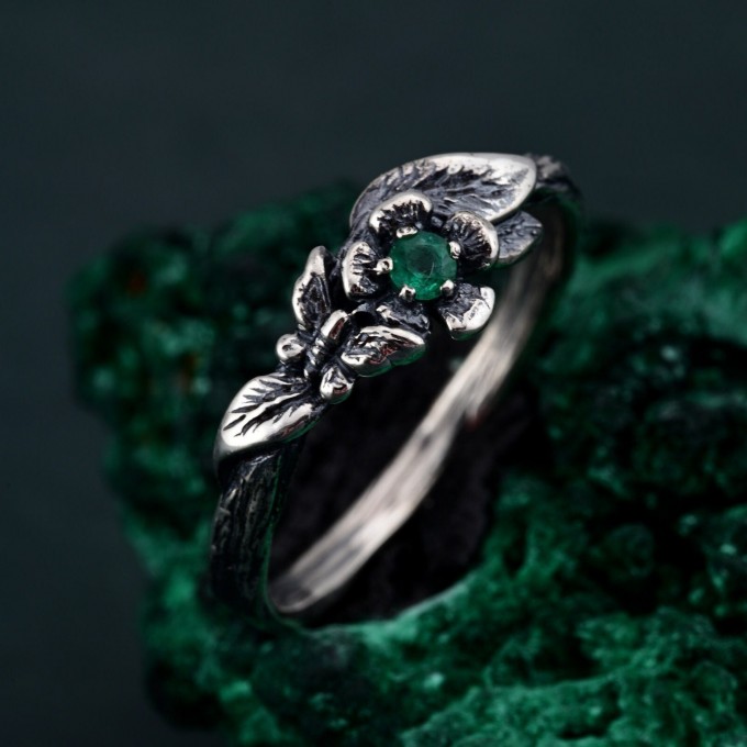 Elegant Silver Butterfly Ring – Violet Butterfly Design, Nature-Inspired Jewelry