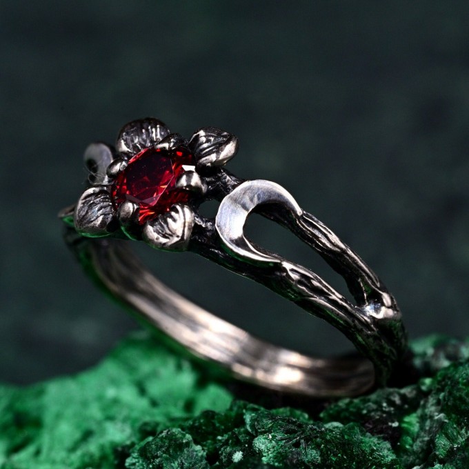 Celestial Silver Moon Ring – Mystic Garnet Lunar Ring, Triple Moon Goddess Ring, Silver Moon Trio, Crescent Goddess Ring, Engagement Ring