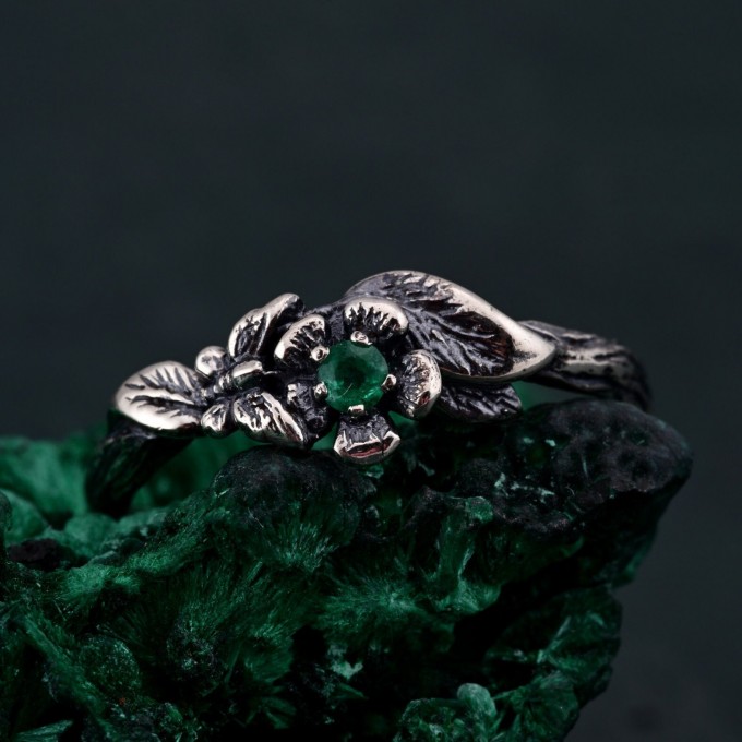 Elegant Silver Butterfly Ring – Violet Butterfly Design, Nature-Inspired Jewelry