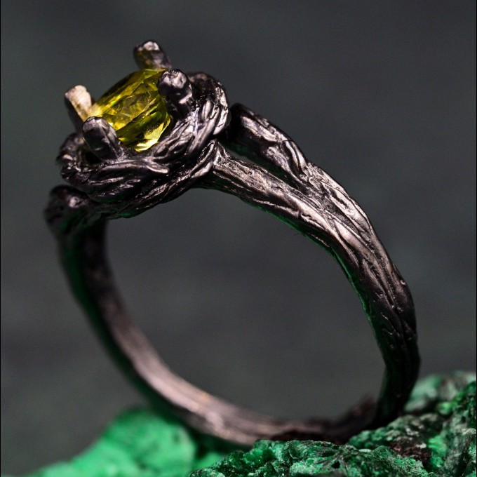 Twisted Woodland Wedding Band – One-of-a-Kind Twig Engagement Ring: Nature-Inspired Women's Branch Bridal Ring