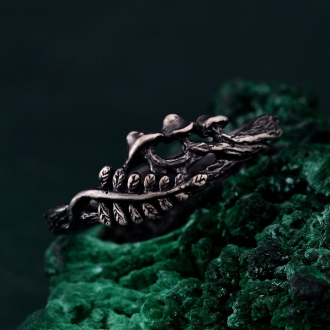Unique Silver Mushroom Ring: Unisex Gothic Wedding Band
