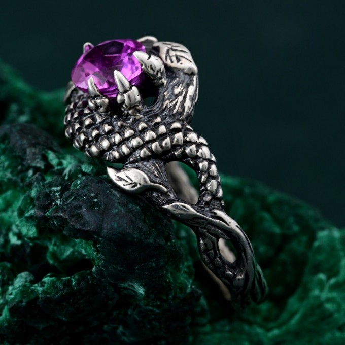 Scale of the Dragon Ring: Mythical Silver Design