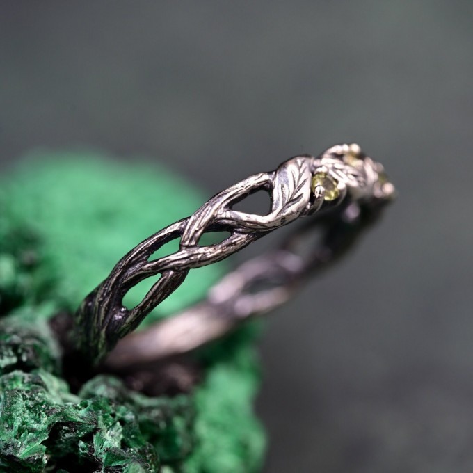 Nature-Inspired Silver Branch Ring with Three-Stone Peridot