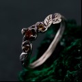 Tiny Branch Engagement Ring with Garnet Leaves in Silver – Wedding Ring Wooden Harmony, Wooden Wedding Branch, Wedding Ring Forest Branch