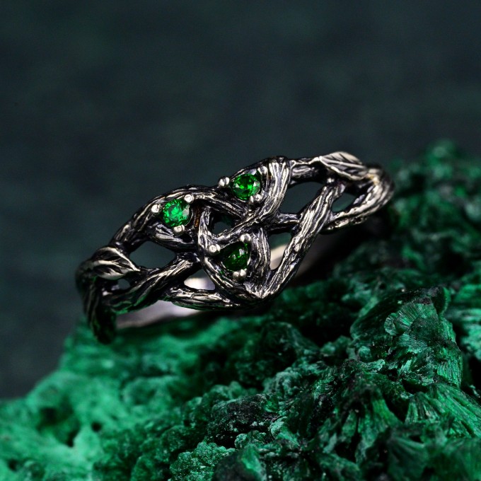 Enchanted Forest Silver Promise Ring for Women – Mystic Woodland Wedding Band, Witch's Embrace Leafy Silver Ring for Her
