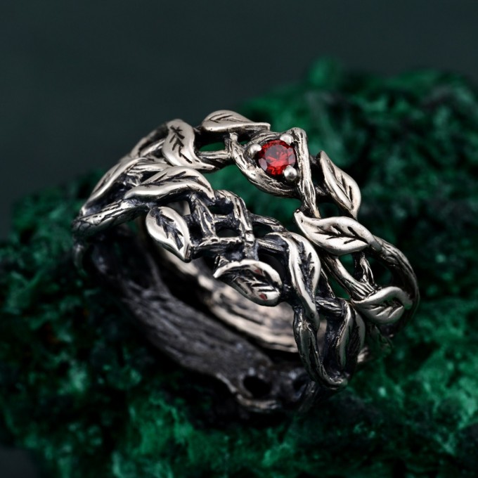 Nature's Embrace: Sterling Silver & Garnet Wedding Set