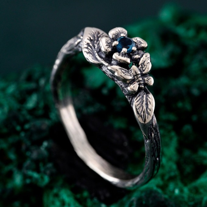 Nature-Inspired Twig & Leaf Ring with Silver Twisted Branch Band